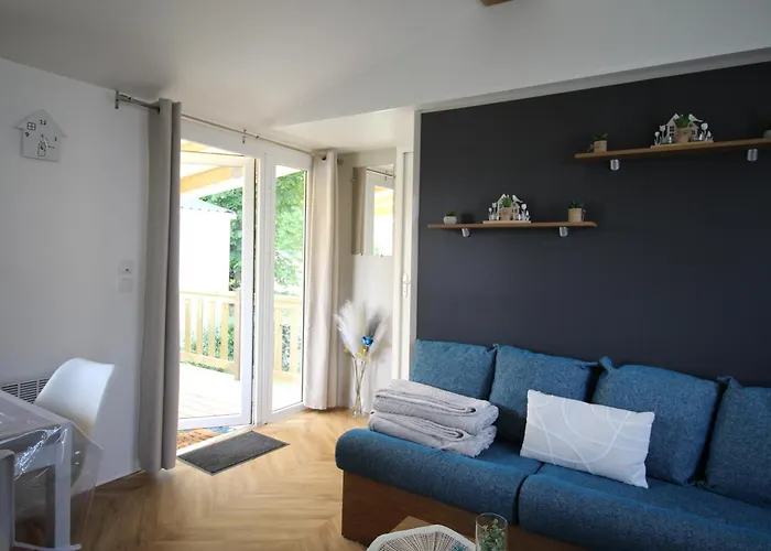 Le Domaine De 4 Etoiles A Emplacement 403 2ch 1sdb 6 Personnes